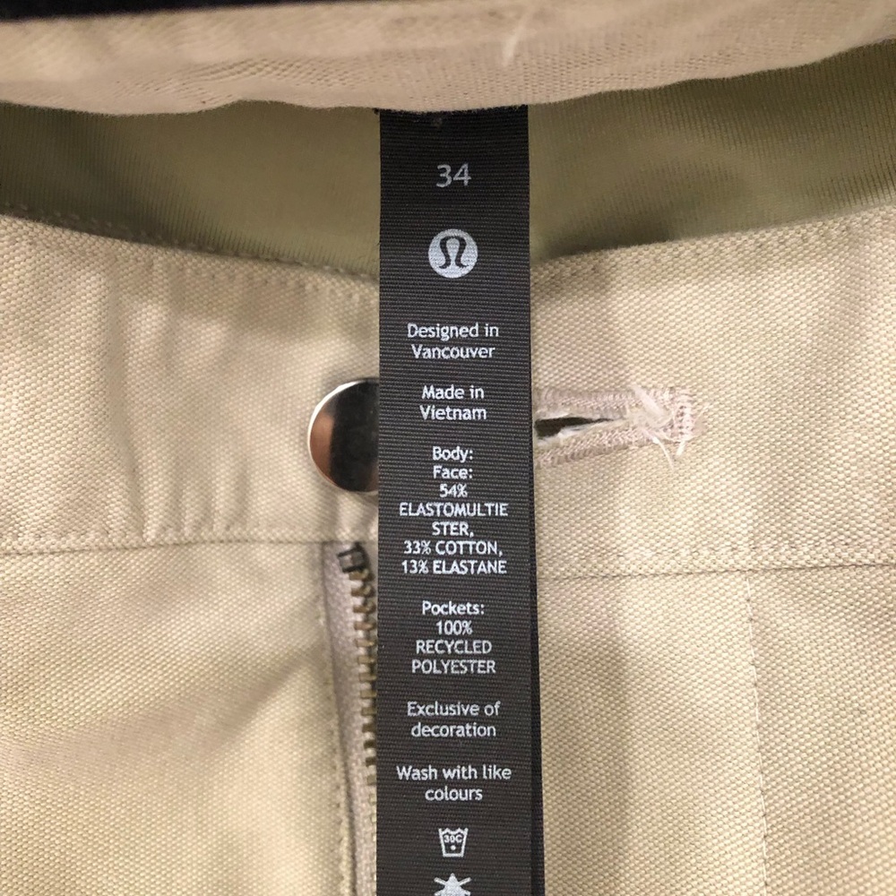 Lululemon size 34 pant. Small stain on the back of pants hardly noticeable.